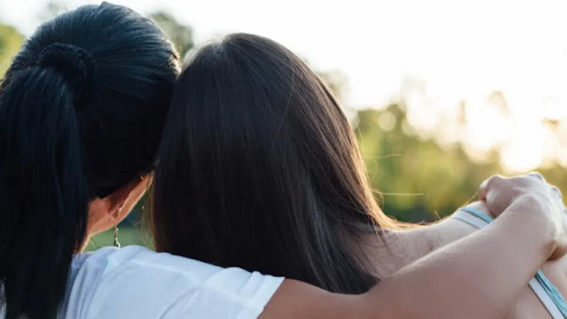 Éclaireurs dos accolade